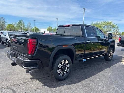 2025 GMC Sierra 2500 Denali