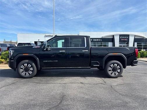 2025 GMC Sierra 2500 Denali