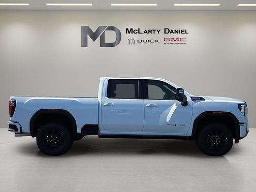 Summit White 2026 GMC Sierra 2500 AT4