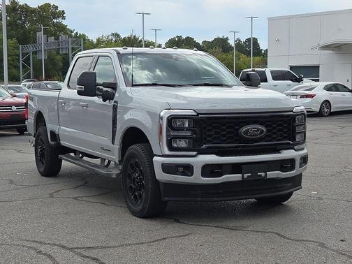 Avalanche 2025 Ford F-350 Lariat