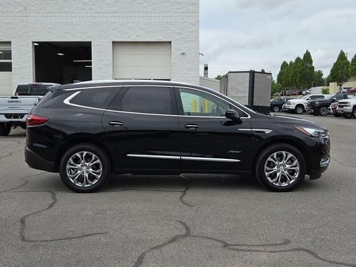 Ebony Twilight Metallic 2019 Buick Enclave Avenir
