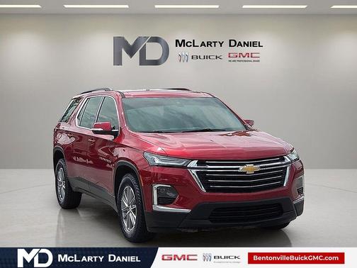 Radiant Red Tintcoat 2023 Chevrolet Traverse LT Cloth