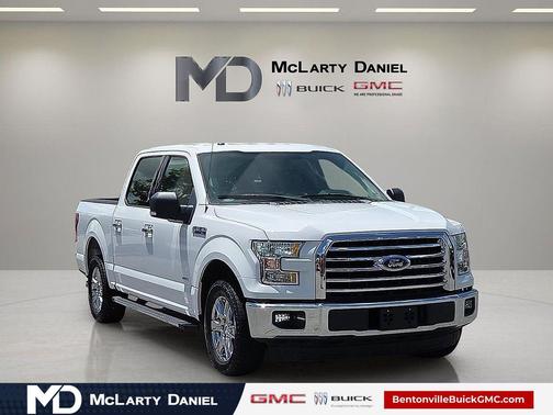 OXFORD WHITE 2015 Ford F-150 XLT