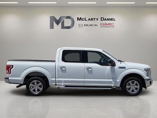 OXFORD WHITE 2015 Ford F-150 XLT