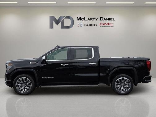 Onyx Black 2026 GMC Sierra 1500 Denali