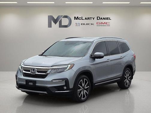 Lunar Silver Metallic 2020 Honda Pilot Touring 8-Passenger