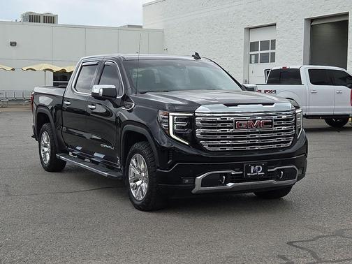 Onyx Black 2024 GMC Sierra 1500 Denali