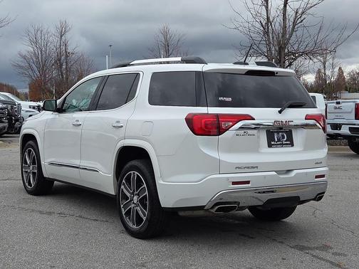2018 GMC Acadia Denali