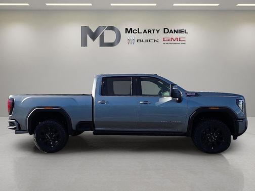 2026 GMC Sierra 3500 AT4