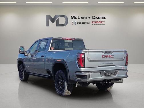 2026 GMC Sierra 3500 AT4