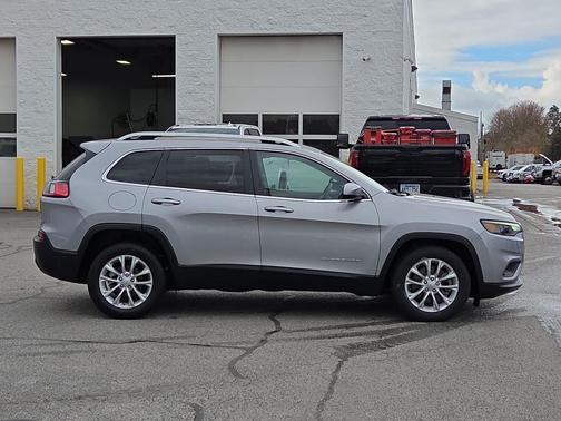 2019 Jeep Cherokee Latitude