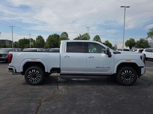 Glacier White Tricoat 2026 GMC Sierra 2500 Denali Ultimate