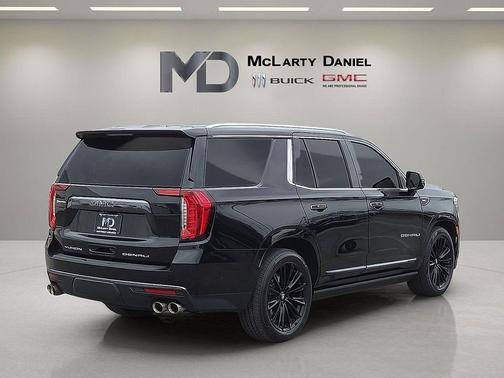 2023 GMC Yukon Denali Ultimate