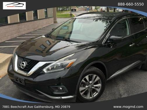 Black 2018 Nissan Murano SV