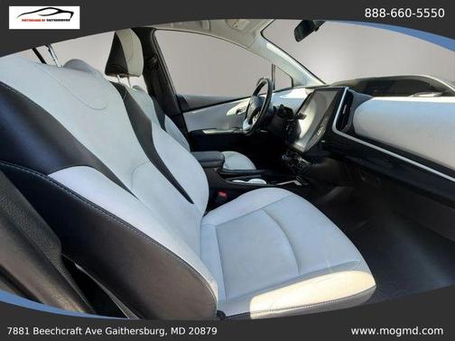 Silver 2017 Toyota Prius Prime Premium