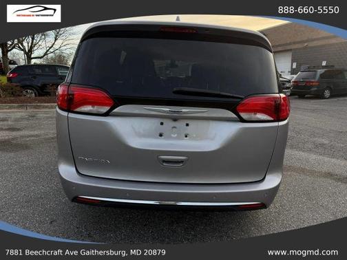 Gray 2017 Chrysler Pacifica Touring-L