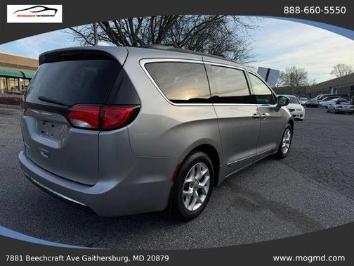 Gray 2017 Chrysler Pacifica Touring-L