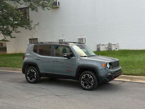2016 Jeep Renegade Trailhawk