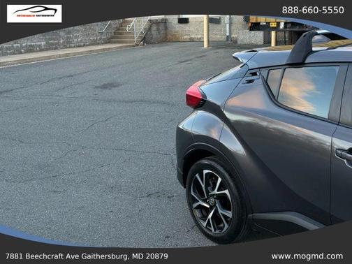 Gray 2022 Toyota C-HR XLE