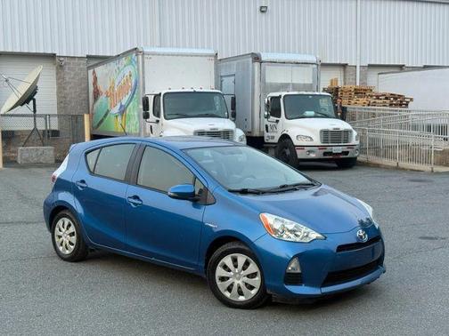 2014 Toyota Prius c Three