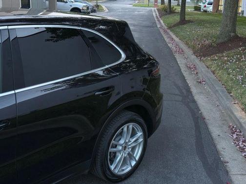 2019 Porsche Cayenne Base