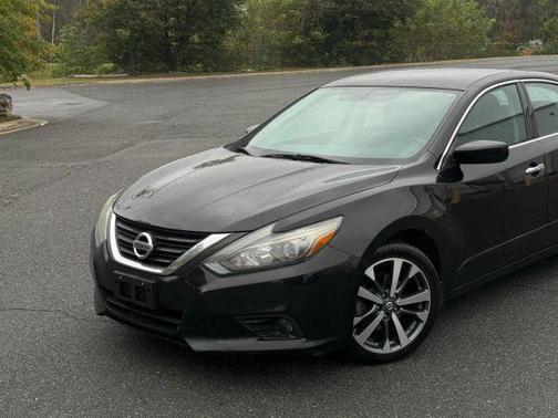 2016 Nissan Altima 2.5 SR