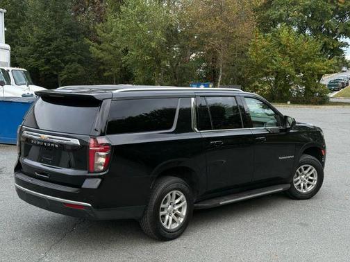 2024 Chevrolet Suburban LS