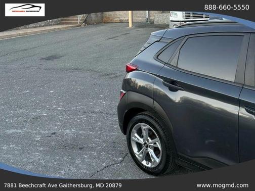 Gray 2022 Hyundai KONA SEL