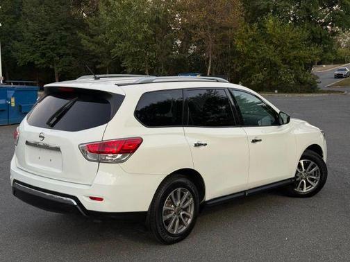 2016 Nissan Pathfinder S