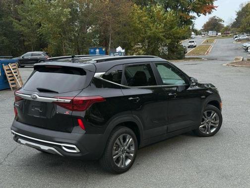 2021 Kia Seltos S
