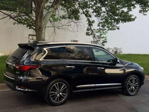 2018 INFINITI QX60 Base