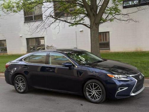 2016 Lexus ES 350 Base