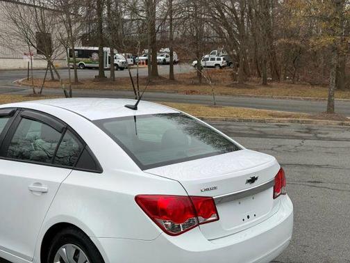 2013 Chevrolet Cruze LS