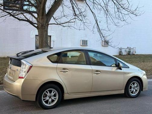 2010 Toyota Prius IV