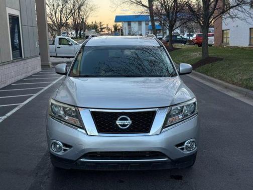 2015 Nissan Pathfinder SV