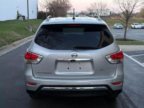 2015 Nissan Pathfinder SV