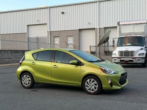 2015 Toyota Prius c One
