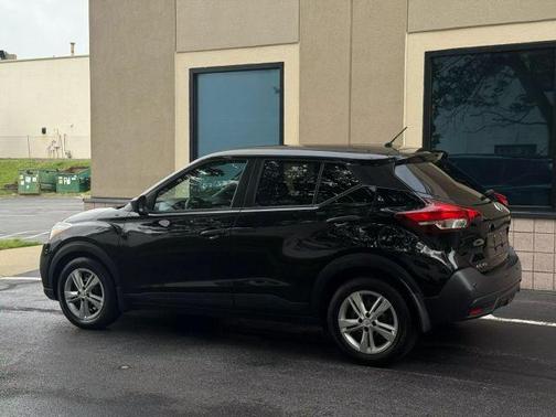 2020 Nissan Kicks S