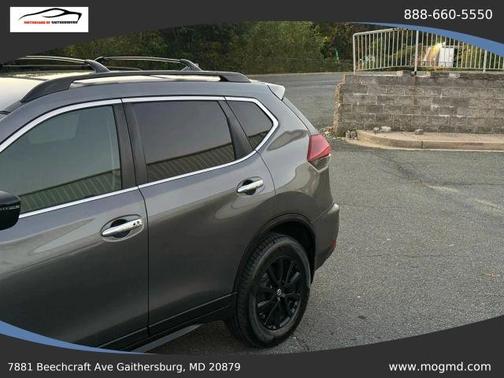 Gun Metallic 2018 Nissan Rogue SV