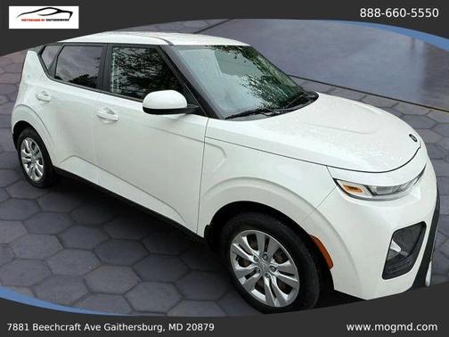 White 2020 Kia Soul LX