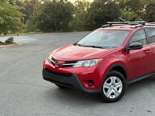 2014 Toyota RAV4 LE