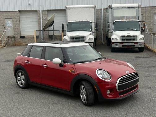 2016 MINI Hardtop Cooper