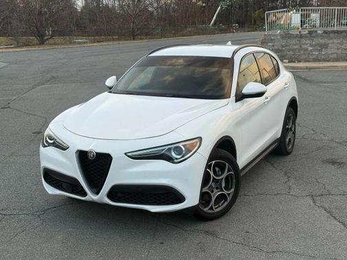 2022 Alfa Romeo Stelvio Sprint