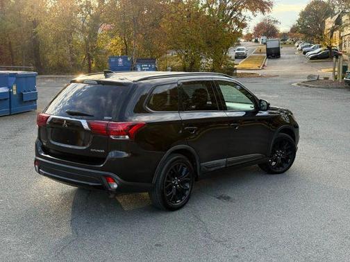 2018 Mitsubishi Outlander ES