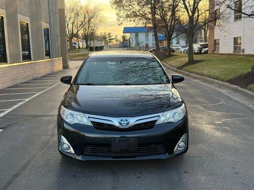 2012 Toyota Camry Hybrid XLE