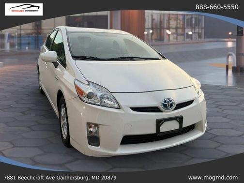 White 2011 Toyota Prius II