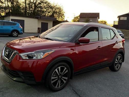 2020 Nissan Kicks SV