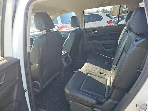 2018 Volkswagen Atlas 3.6L SE w/Technology