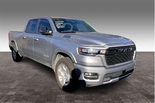 2025 RAM 1500 Big Horn Crew Cab 4x4 64' Box