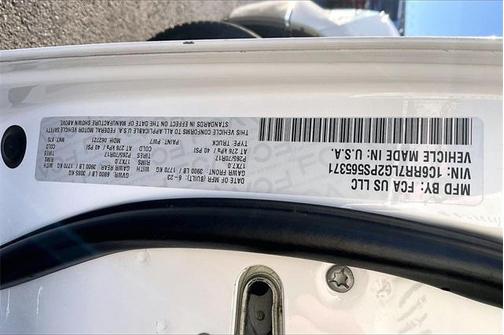 2023 RAM 1500 Classic SLT Crew Cab 4x4 57' Box